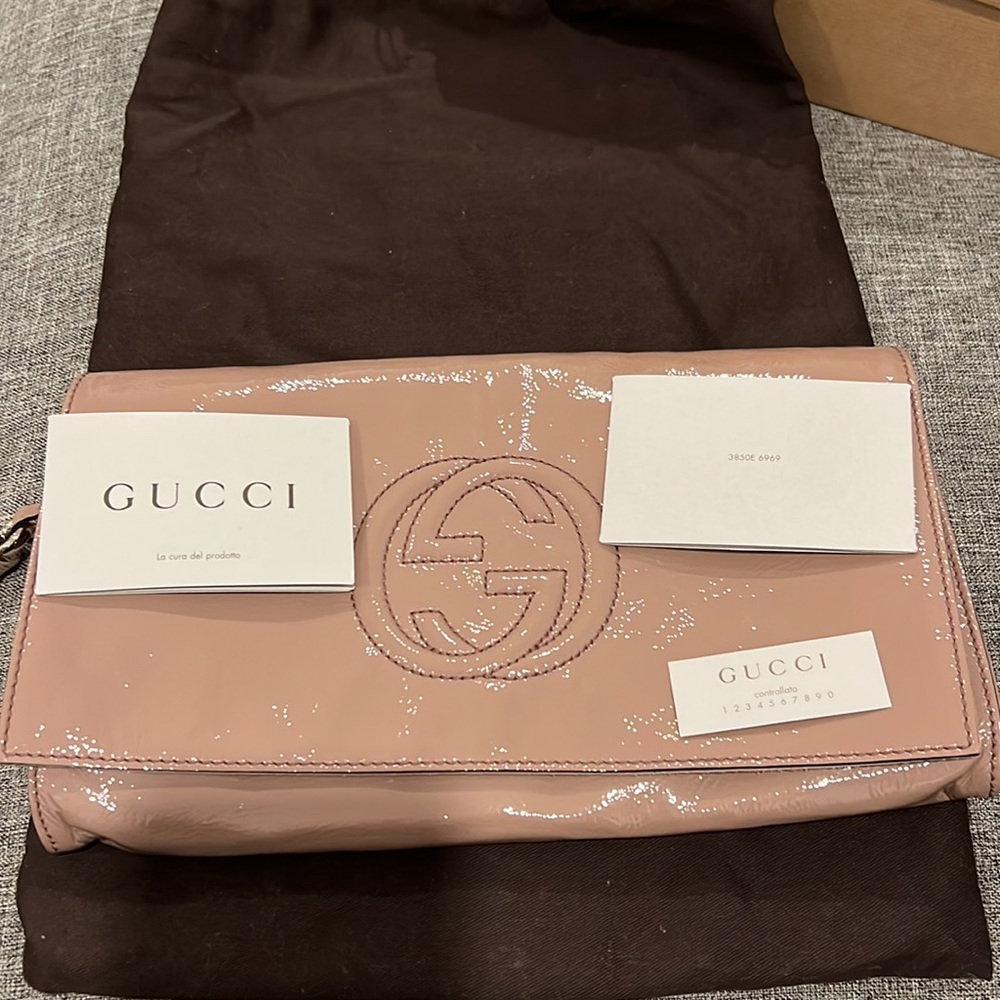 Gucci nude patent leather clutch - Picture 3 of 3